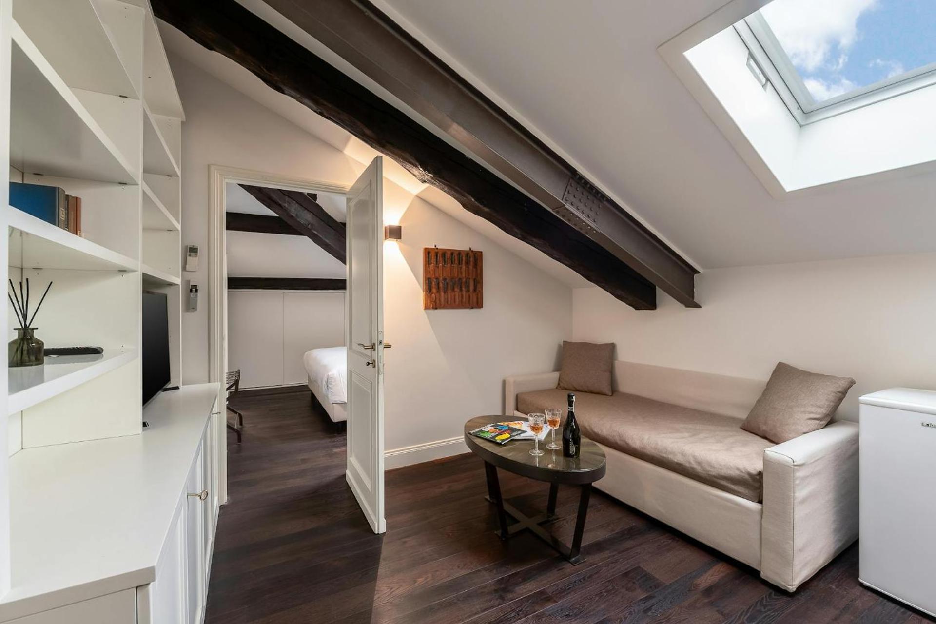 Apartment Readmyhostprofile! Luxury 4 Bedroom Penthouse Near Duomo Mailand
