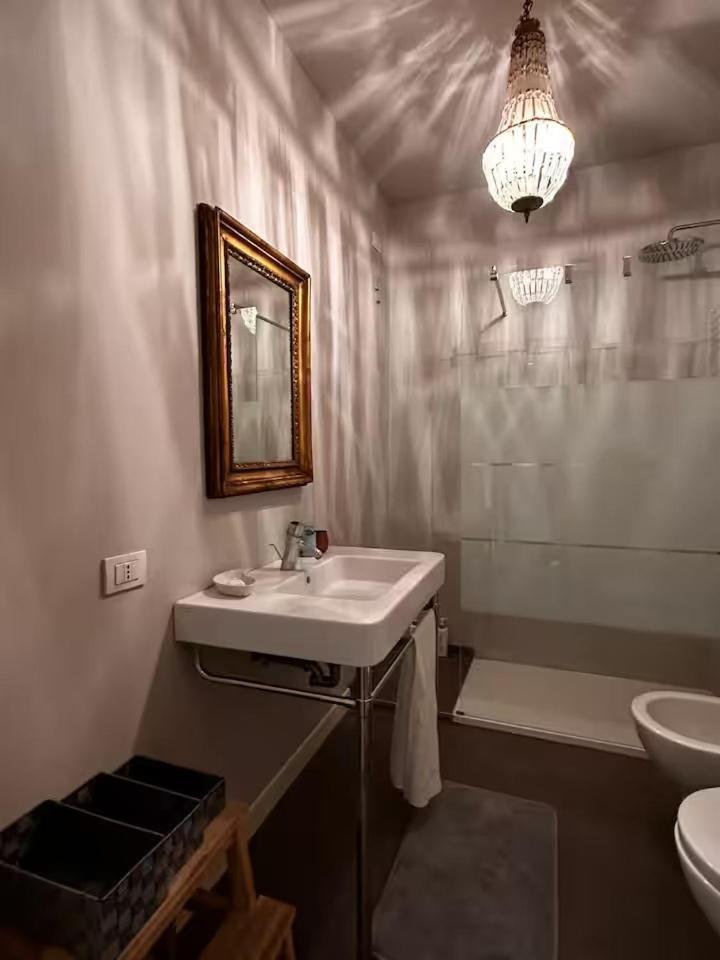 Readmyhostprofile! Luxury 4 Bedroom Penthouse Near Duomo