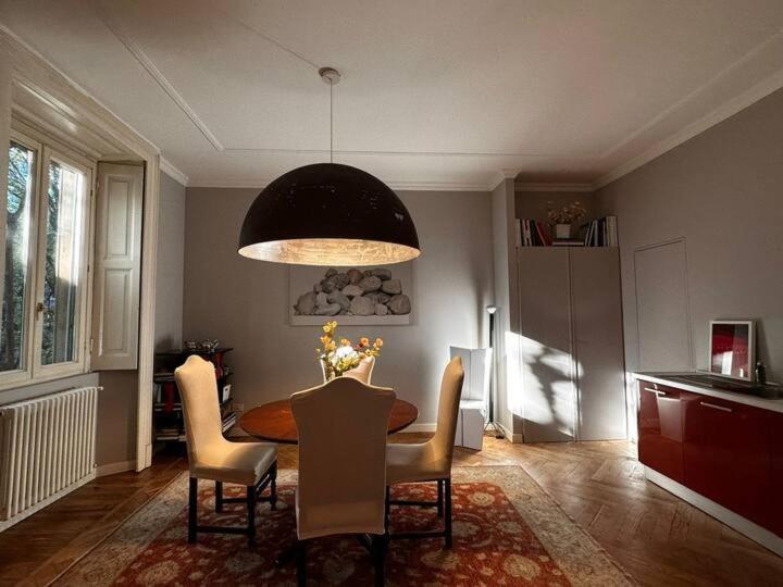 Readmyhostprofile! Luxury 4 Bedroom Penthouse Near Duomo Apartment Milan