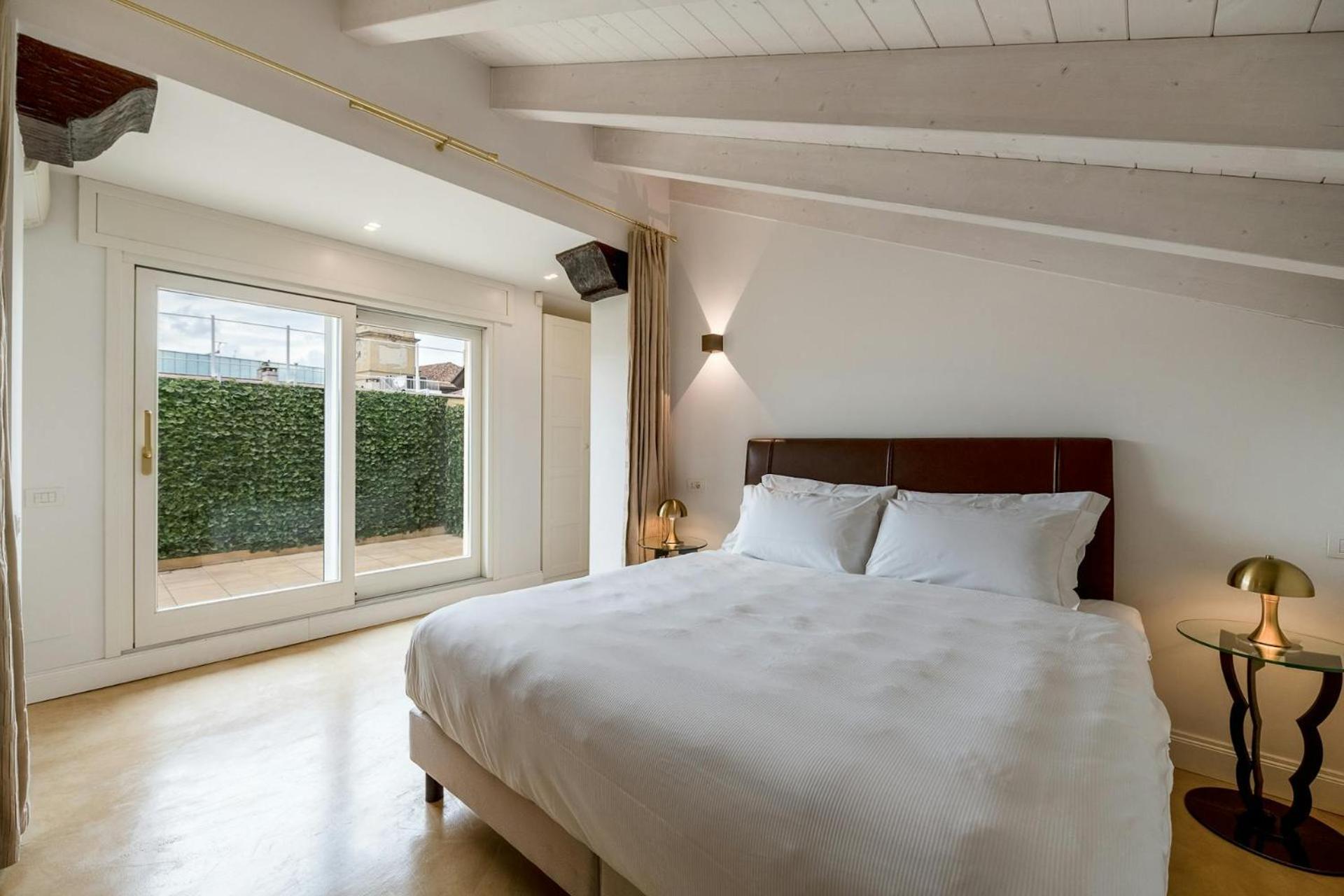 Apartment Readmyhostprofile! Luxury 4 Bedroom Penthouse Near Duomo *