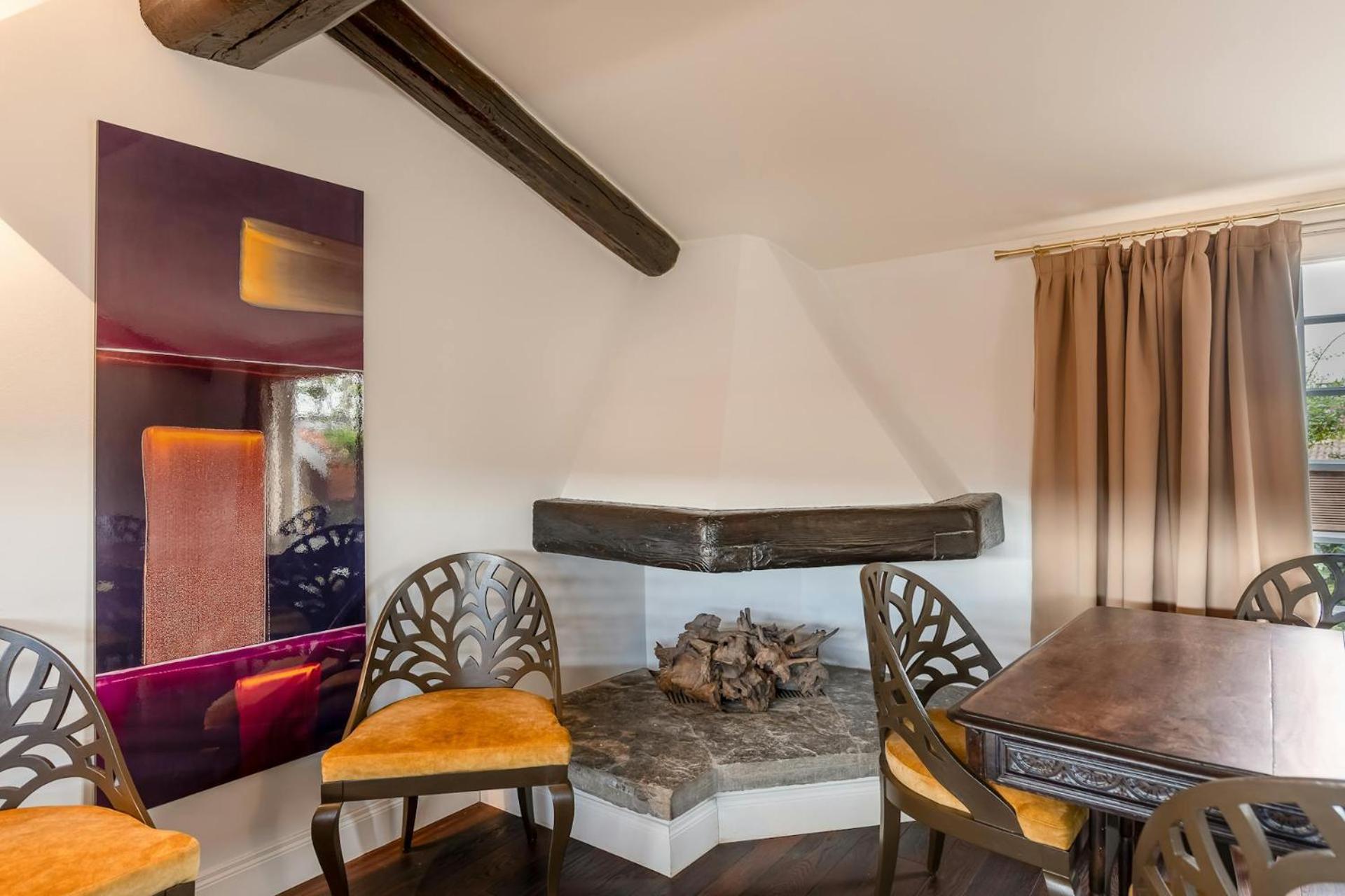 Readmyhostprofile! Luxury 4 Bedroom Penthouse Near Duomo Apartment *
